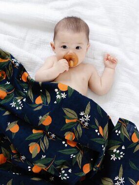 NWT! Clementine Kids Orange Blossom Swaddle in Blue, 47 x 47